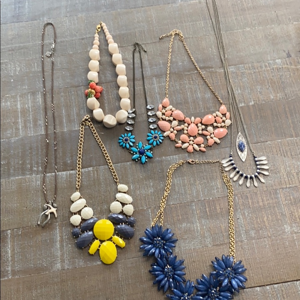 Lot of necklaces
